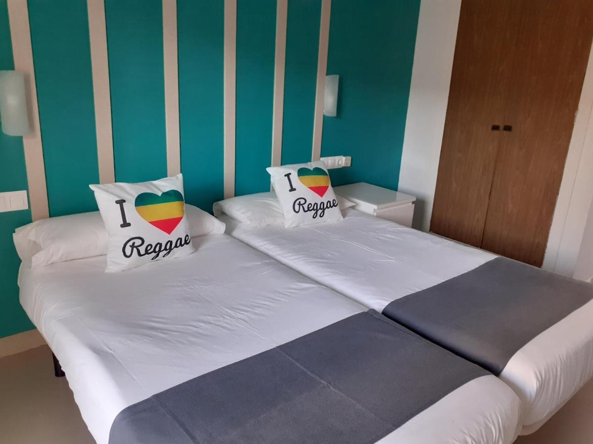 Hotel Clibomar Jamaica Gandia Ngoại thất bức ảnh